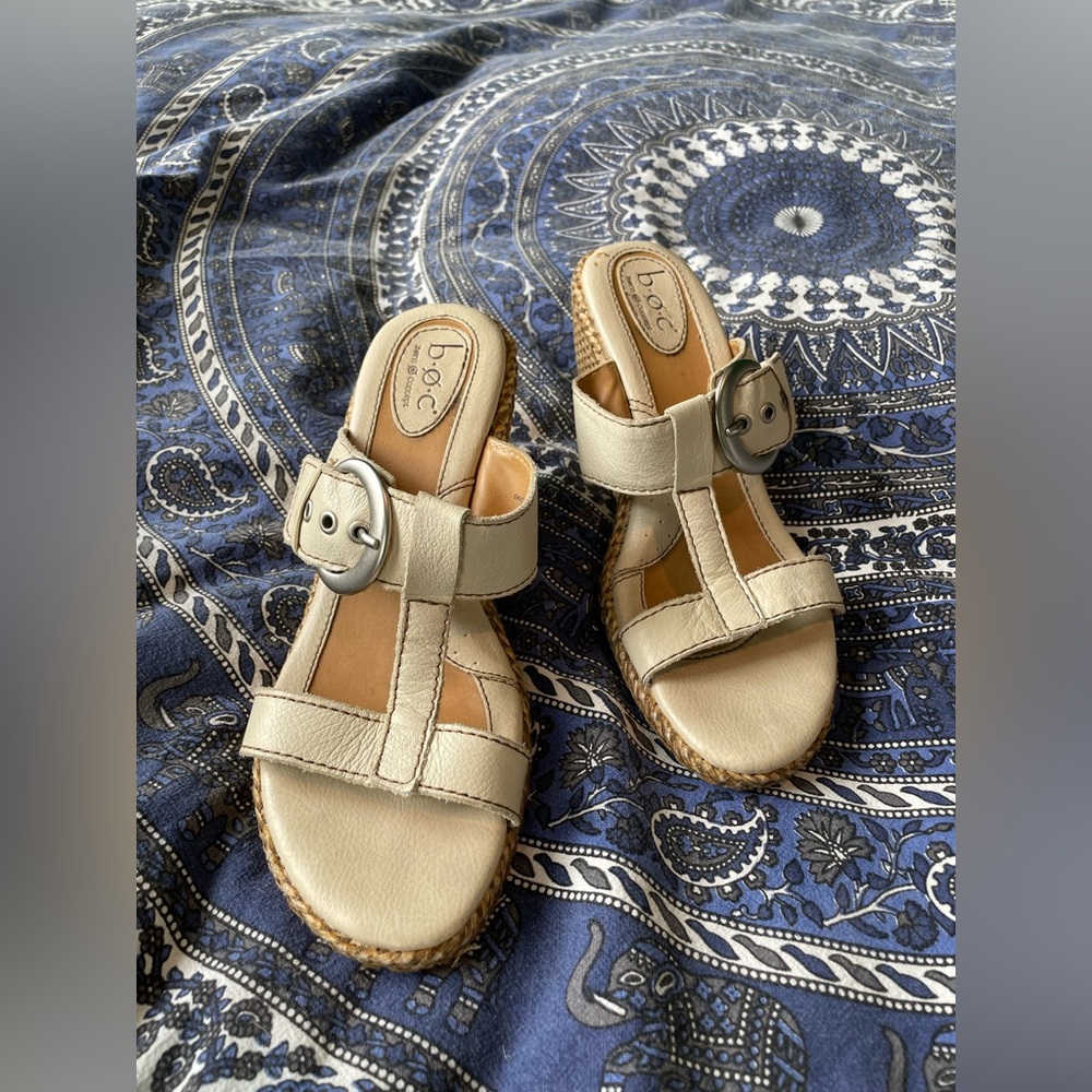 b.o.c. Beige Leather Wedge Sandals with Metal Buckle